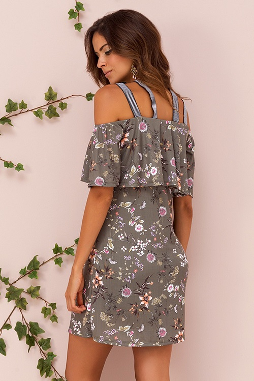 Vestido de shop malha com babado