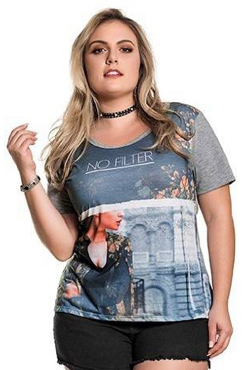 Blusa Plus Size Cinza Manga Curta Estampada