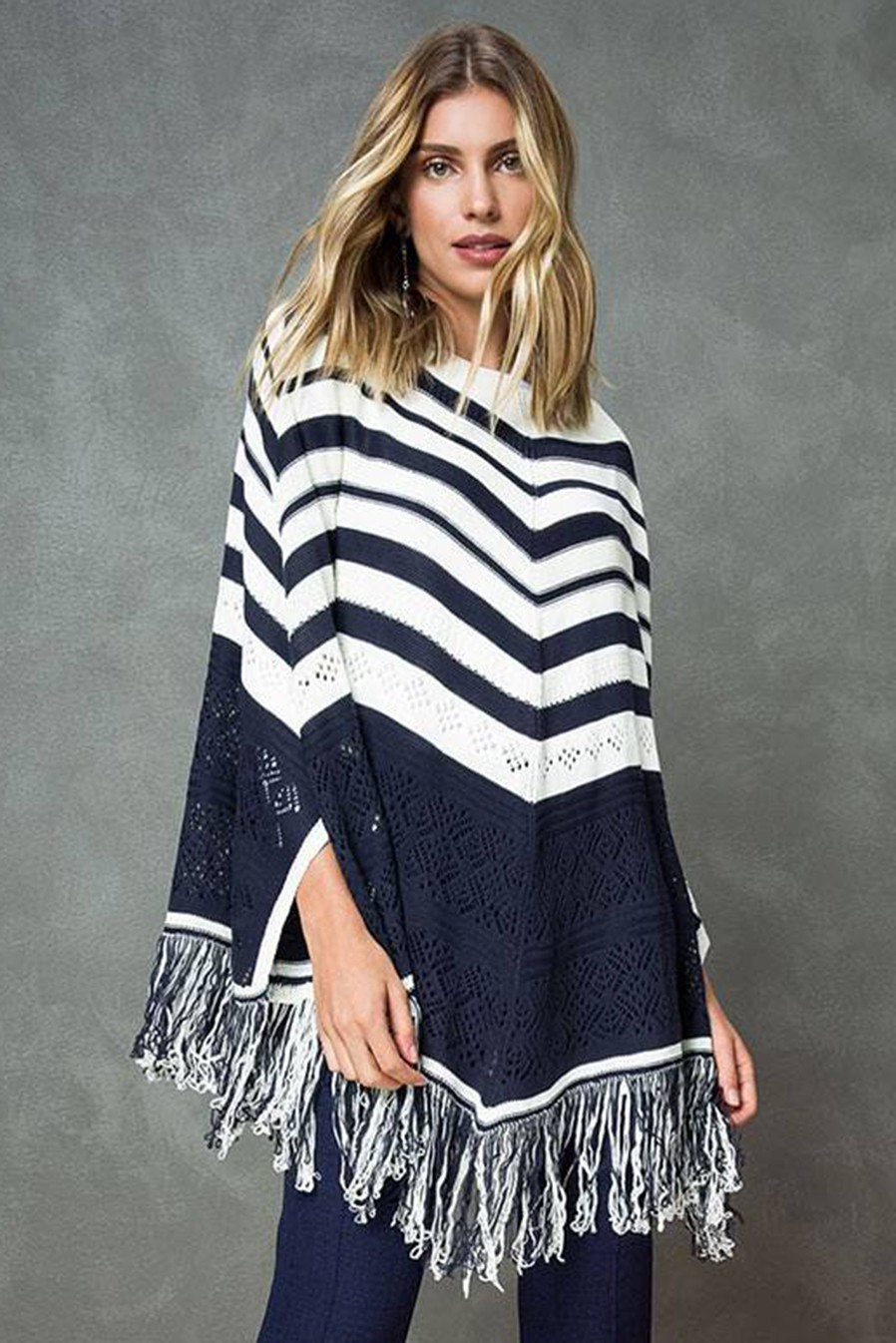 Poncho Tricot Franjas Azul Listrado