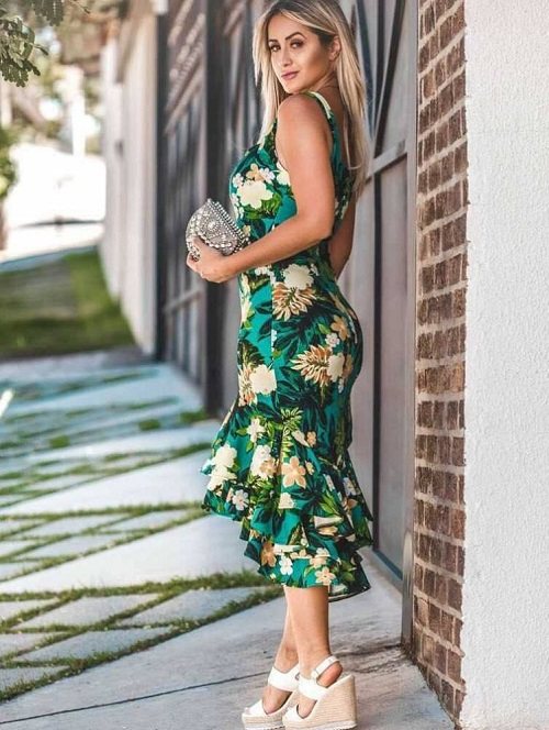 Modelo de vestido midi com babado hotsell
