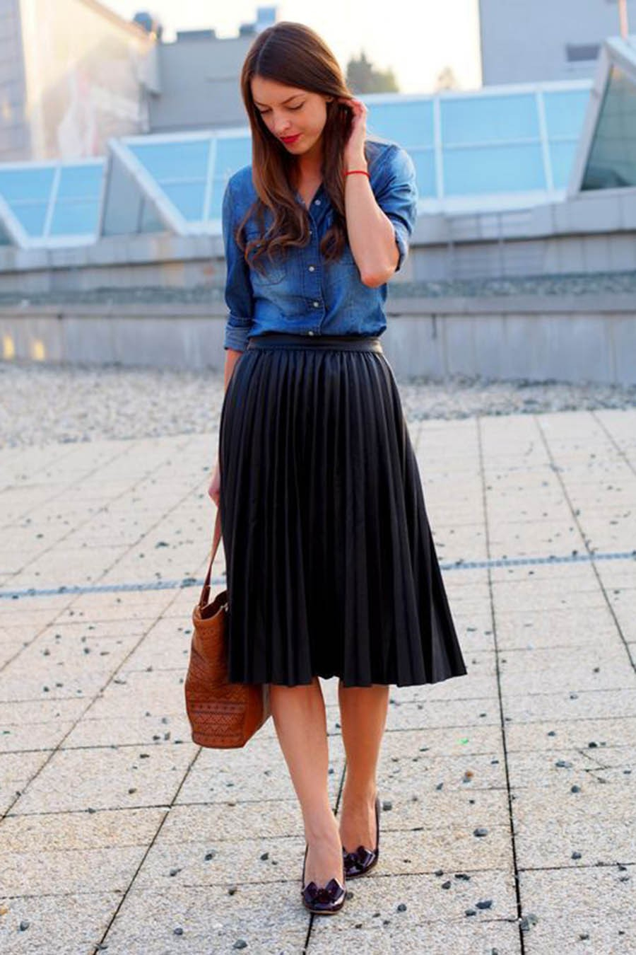 Saia preta midi hot sale plissada