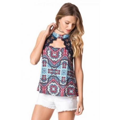 Blusa Cavada Gola Alta Viscolycra